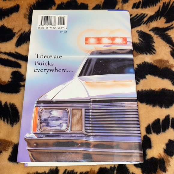 Stephen King From A Buick 8 Book - Picture 2 of 6